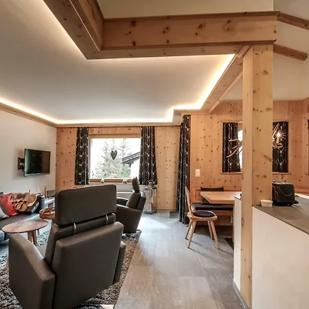 Steinbock By 木屋 阿罗萨